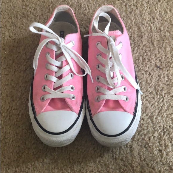 Converse Shoes - Pink Converse Women’s Sz 7